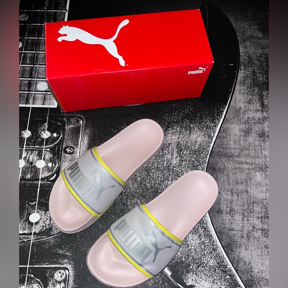 NIB Puma Slides - Picture 4 of 7